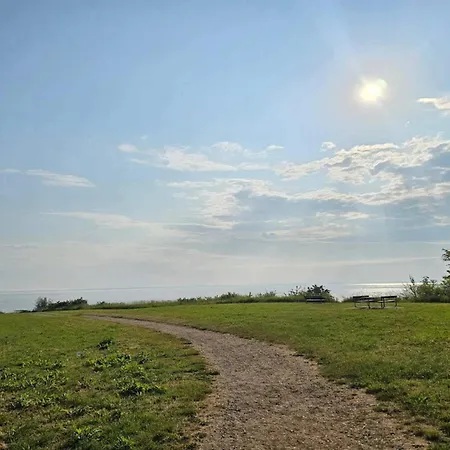 2 Person In Ferienhaus *