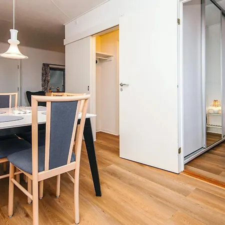 2 Person In Feriehus